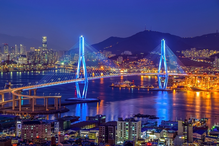 釜山